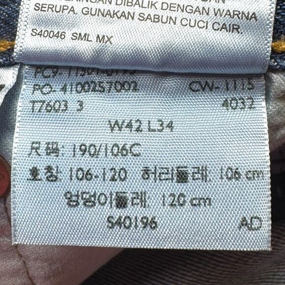 Levi's 501 Button Fly Jeans Medium Wash 42x34 - Picture 5 of 5